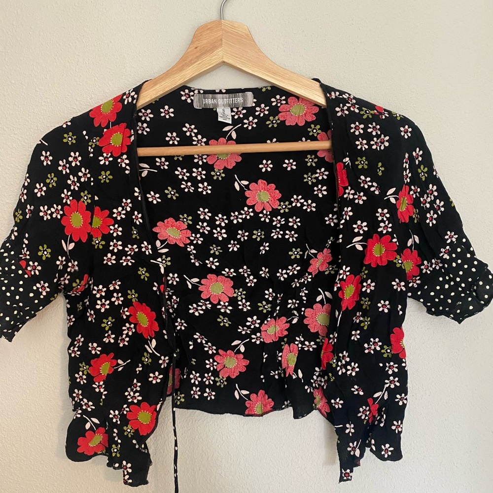 Urban Outfitters Floral blouse